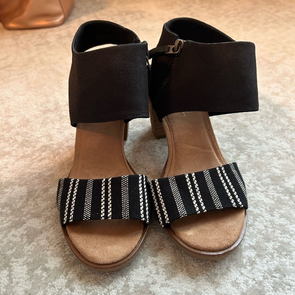 Toms Majorca cutout heeled sandal
